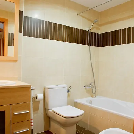Rentalmar Families Paradise Village Apartment