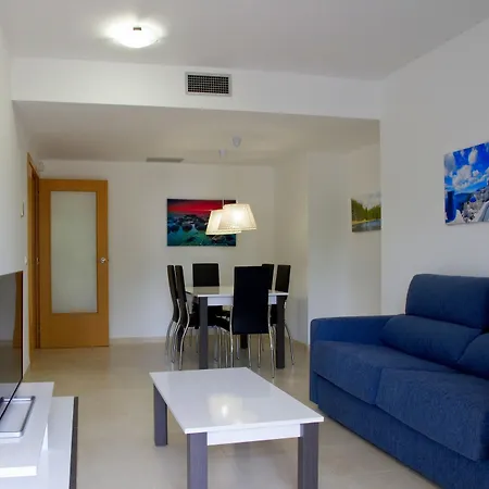 Rentalmar Families Paradise Village *