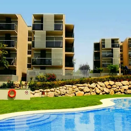 Rentalmar Families Paradise Village Apartment