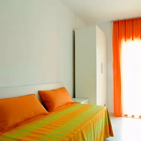 Rentalmar Families Paradise Village Apartment *